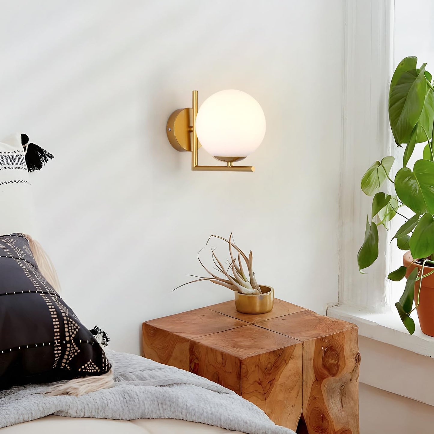 Mid Century Modern Gold Wall Sconce Lighting Brushed Brass Vanity Bathroom Wall Light Frosted White Glass Globe Wall Sconce Light Industrial Bedroom Bar Wall Lamp (Gold)
