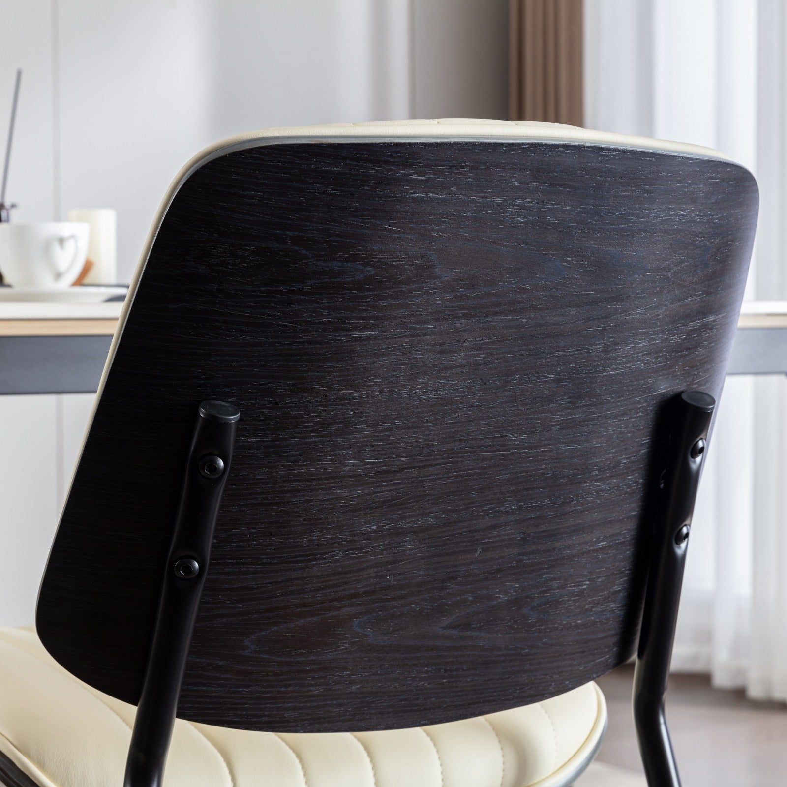 2-piece retro chair set with curved wooden backrest in white