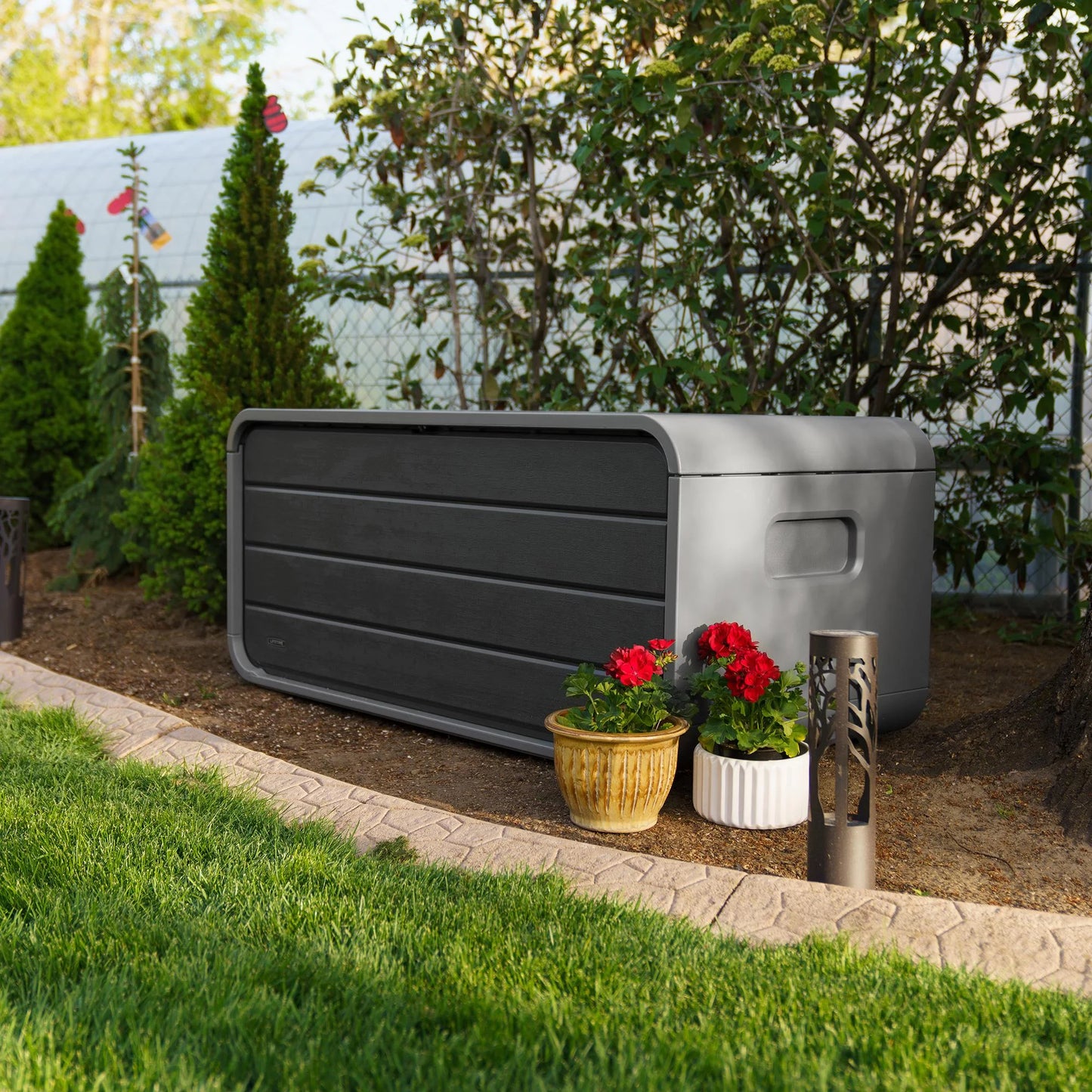 Modern Outdoor Storage Deck Box, 136 Gallon Capacity, Gray (60367)