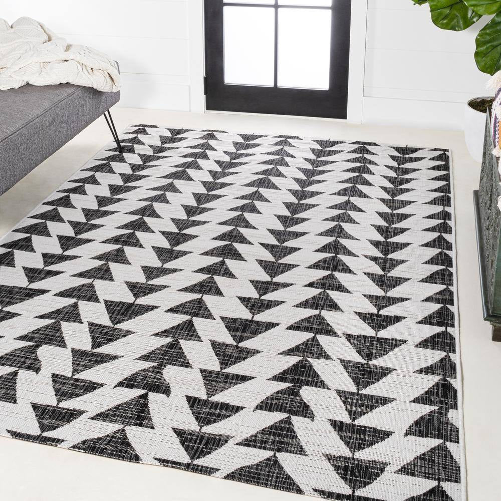 Andratx Ivory/Black 5 Ft. X 8 Ft. Modern Tribal Geometric Indoor/Outdoor Area Rug