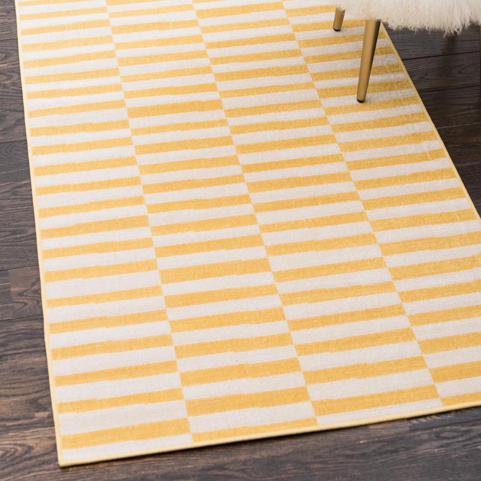 Williamsburg Collection Area Rug - Striped (2' 9" X 9' 10" Runner Yellow/Ivory)