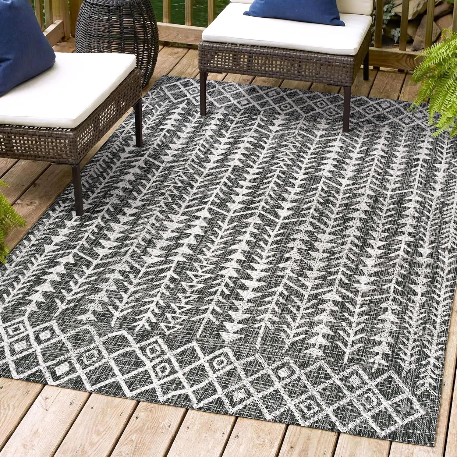 SMB132E-4 Tokay Bohemian Geometric Indoor Outdoor Area Rug Bohemian Contemporary Easy Cleaning Bedroom Kitchen Backyard Patio Non Shedding, 4 X 6, Black/Ivory