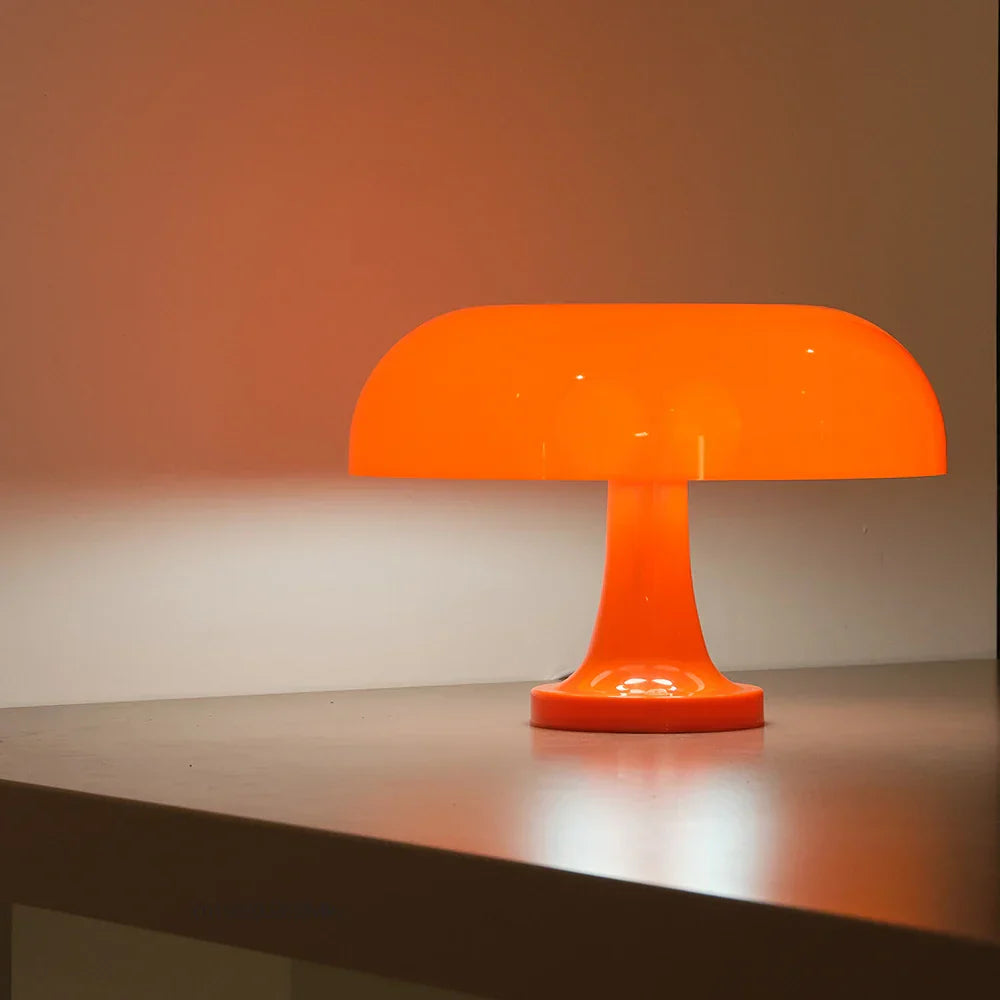 Mushroom table lamp